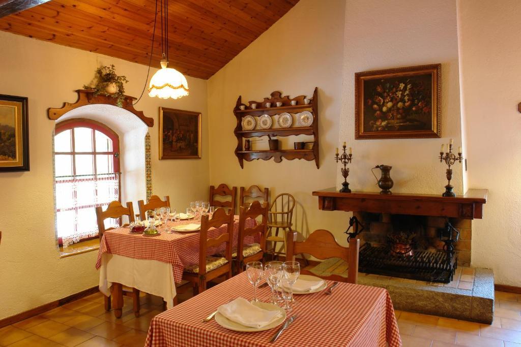 La Taverna Dels Noguers Apartamento El Pont de Bar